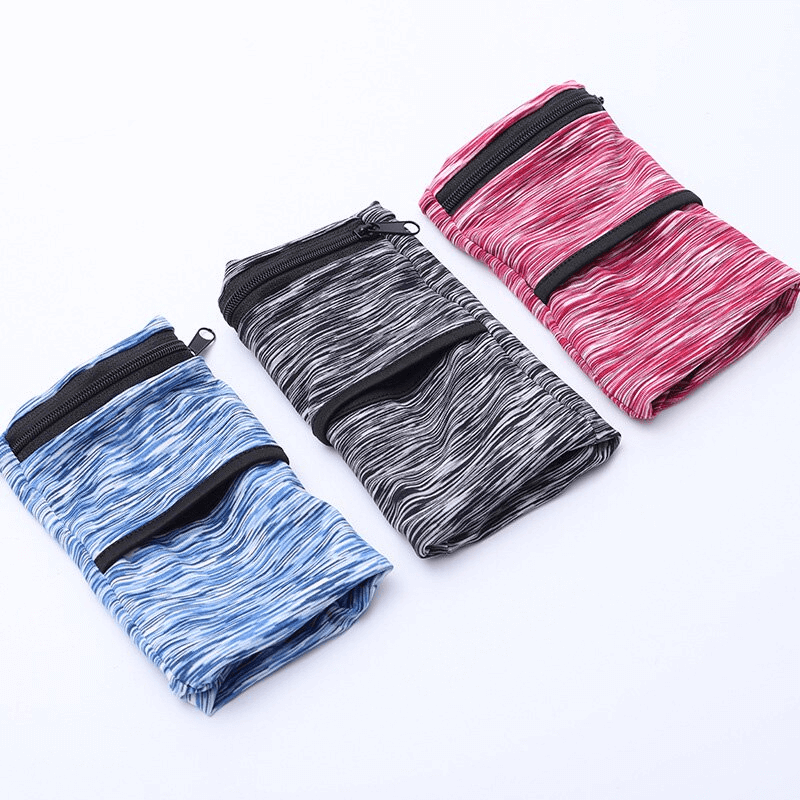 Three lightweight zipper running arm bags in blue, black, and red, ideal for holding phones, keys, perfect for athletes and gym-goers.